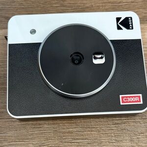 Bundle Kodak C300R Black and White Instant Camera and 4 x 30 sheets refills
